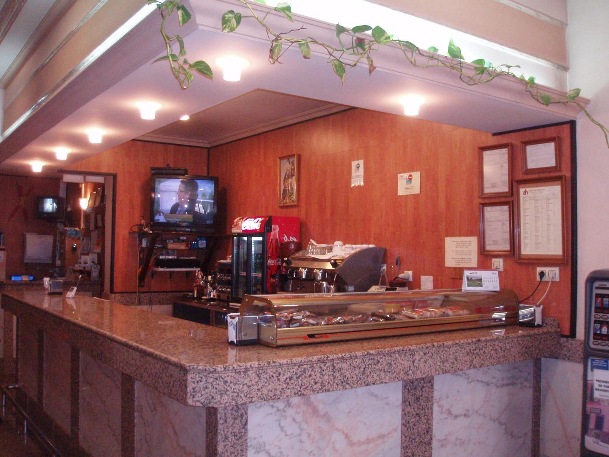 Apartahotel Los Hermanos Ocaña Buitenkant foto
