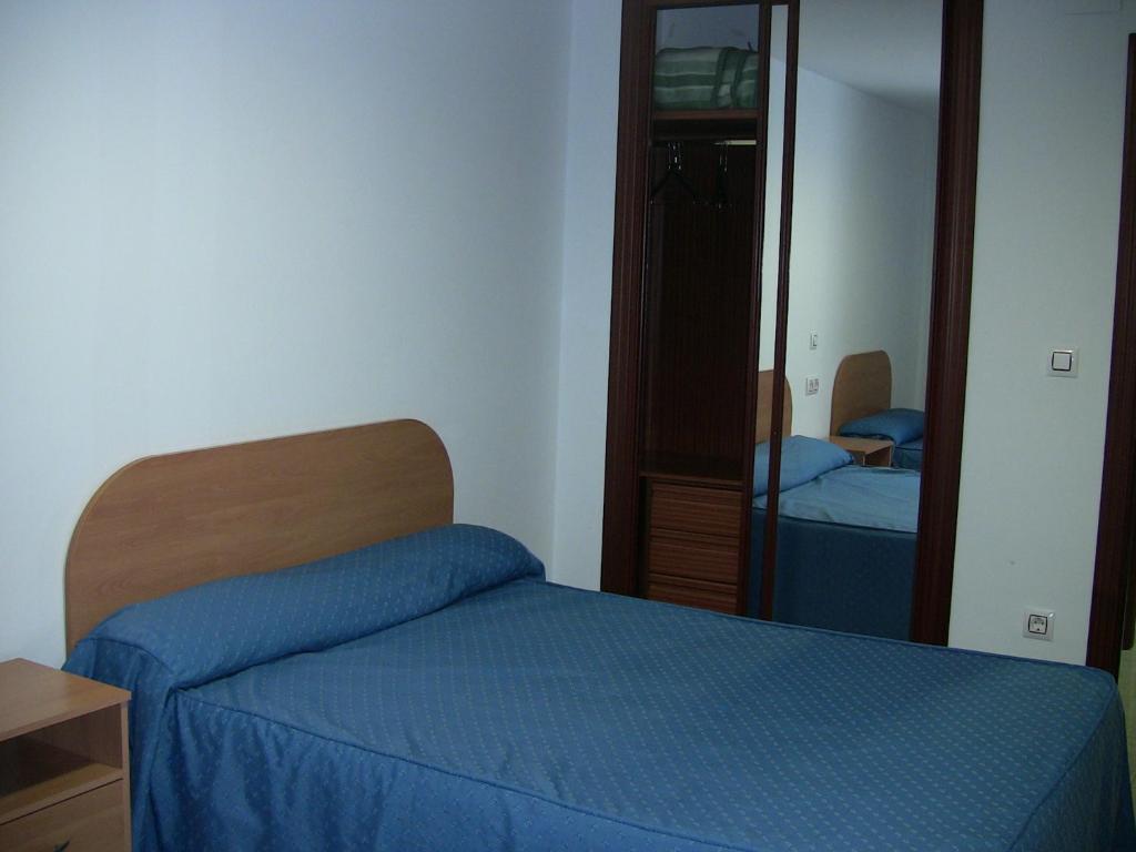 Apartahotel Los Hermanos Ocaña Kamer foto
